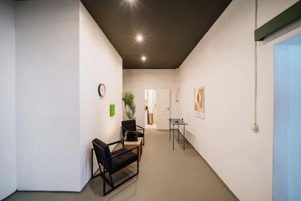 New 130M², Lounge Room, Im Herzen Berlins Exterior foto